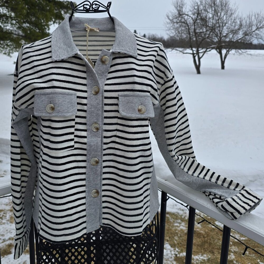 Hem & Thread button up striped shirt, color block size S, NWT